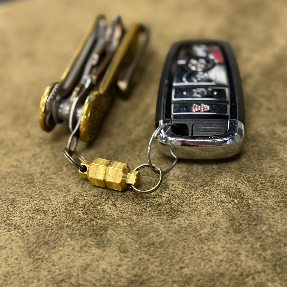 Small MagNut Quick Release System