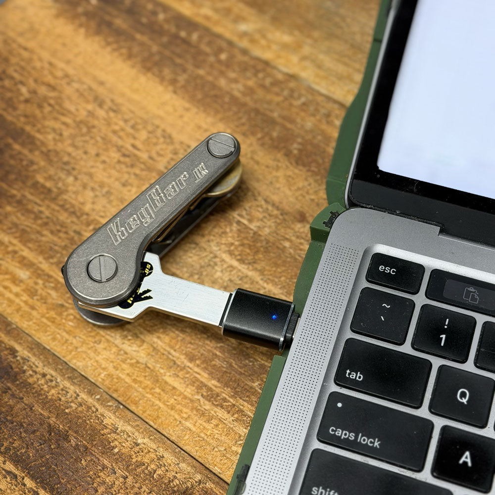 KeyBar-Key-Organizer-Flash-Drive-on-KeyBar-in-computer