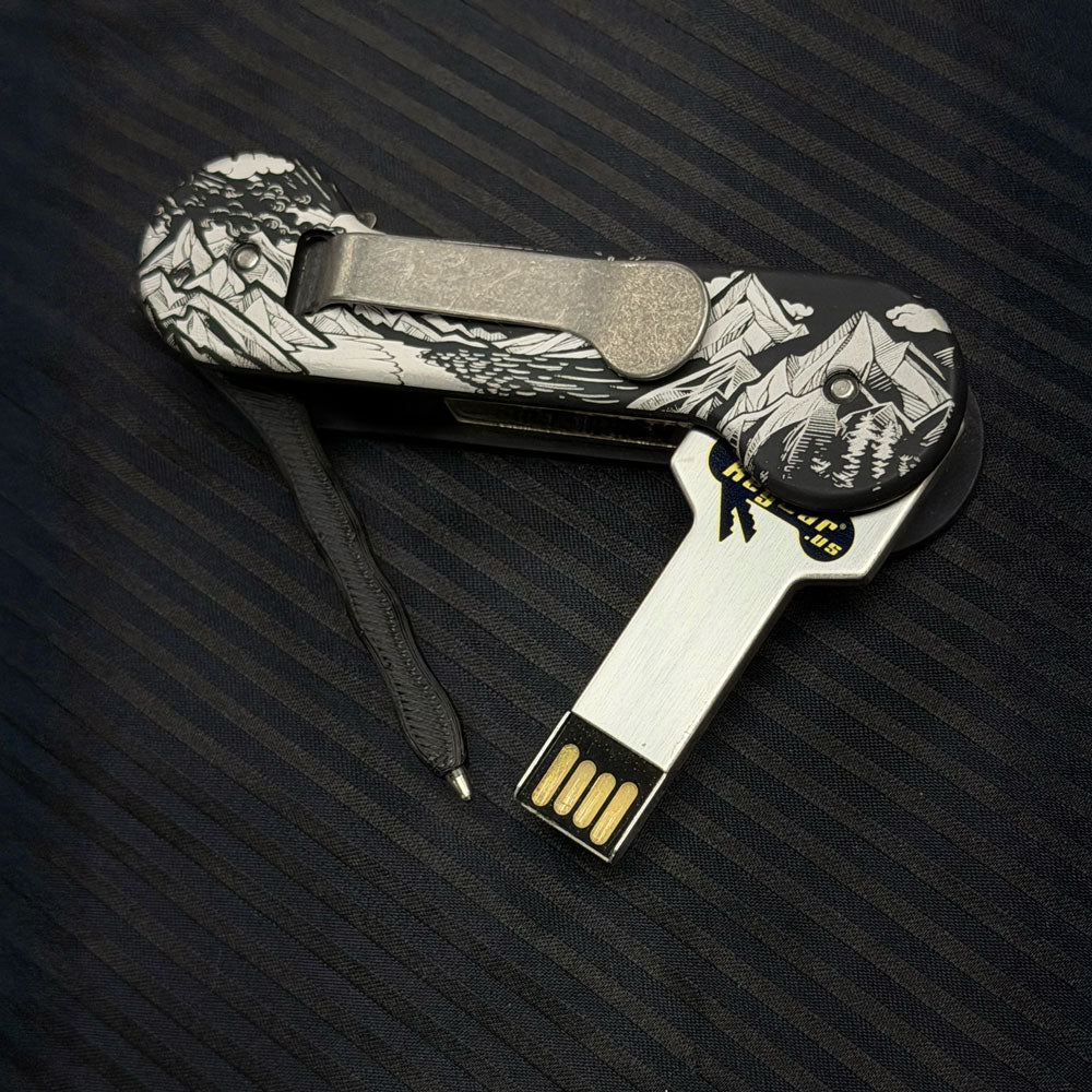 KeyBar-Key-Organizer-Flash-Drive-on-KeyBar-with-pen-insert