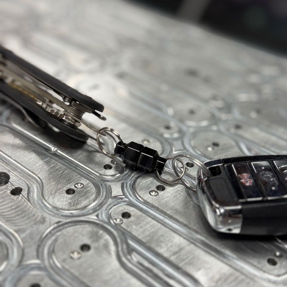 Small MagNut Quick Release System