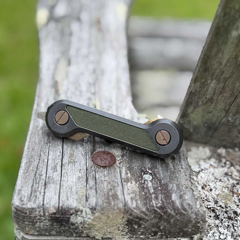 Blackwashed Titanium KeyBar with Cordura Skin | Ranger Green Inlay