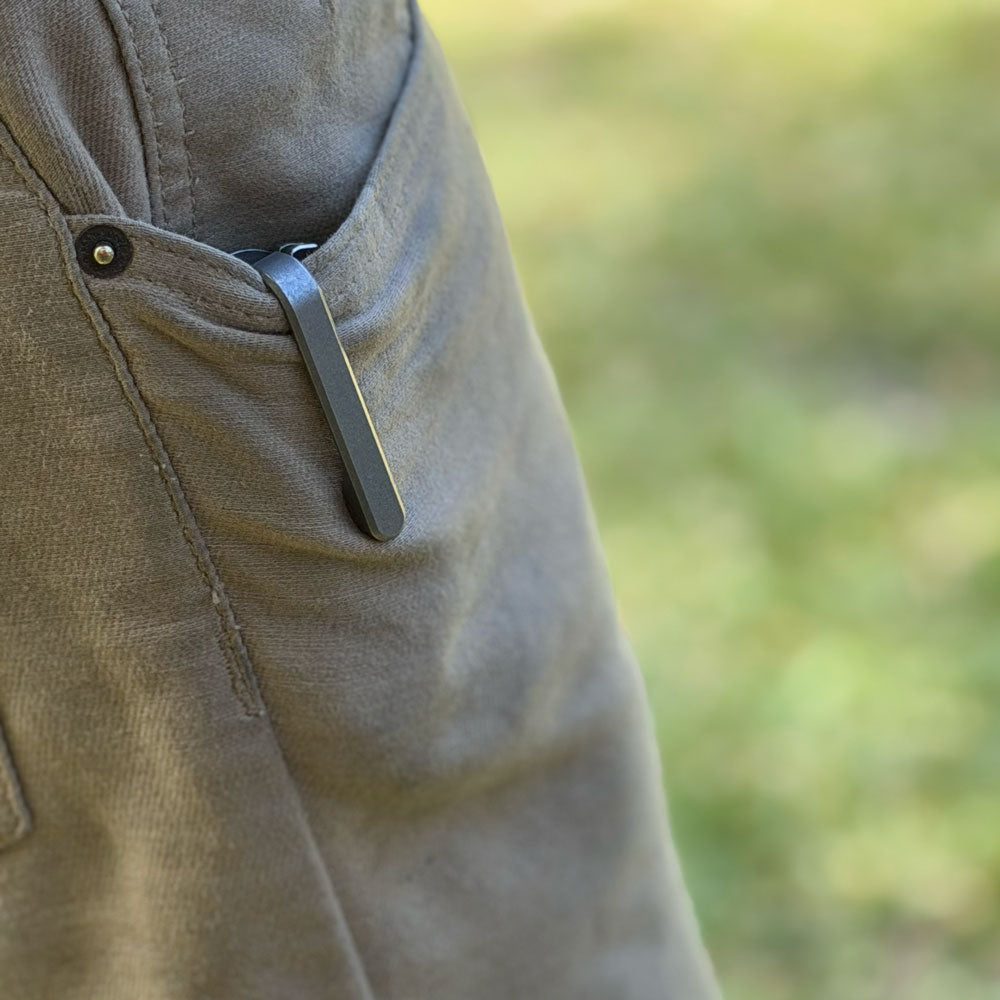 Deep-carry-titanium-pocket-clip-on-KeyBar-key-and-tool-holder-in-pocket