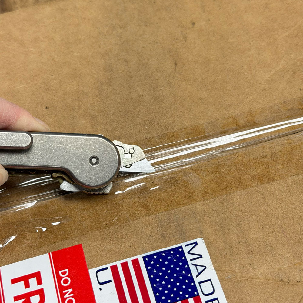 KeyBar-Key-Organizer-Mini-Utility-Tool-Razor-Blade-with-box